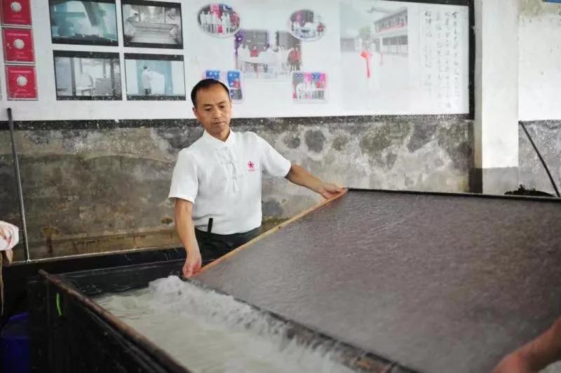 “大國工匠”周東紅和宣紙的故事（來源人民政協(xié)報(bào)）