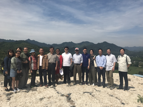 著名專家學(xué)者走進(jìn)宣紙之鄉(xiāng)